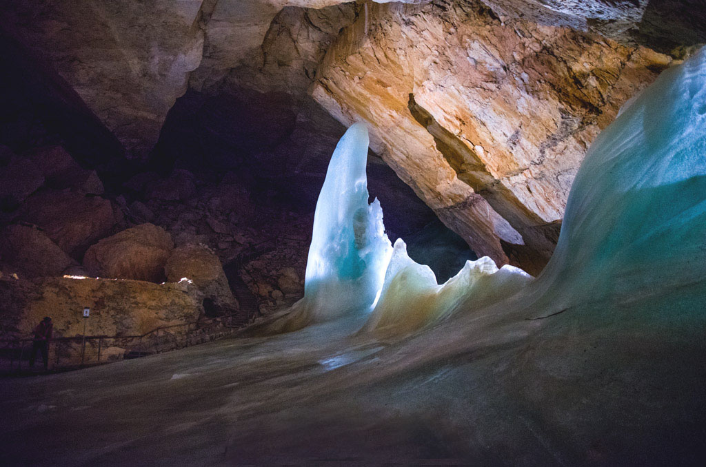 Dachstein Ice Caves & 5 Finger Lookout